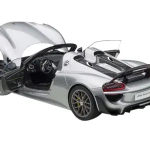 Porsche 918 Spyder Weissach Package Silver 1/12 Model Car by Autoart