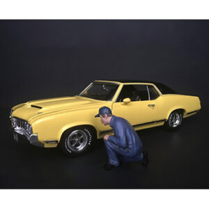Mechanic Juan with Lug Wrench Figurine for 1/24 Scale Models by American Diorama