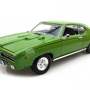 1969 Pontiac GTO Judge Green 1/18 Diecast Car Model by Motormax