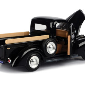 1940 Ford Pickup Truck Black 1/24 Diecast Model Car by Motormax