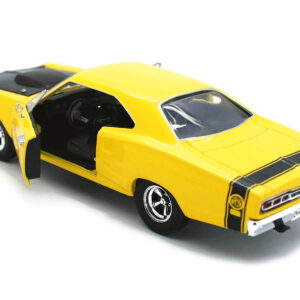 1969 Dodge Coronet Super Bee Yellow 1/24 Diecast Car Model by Motormax